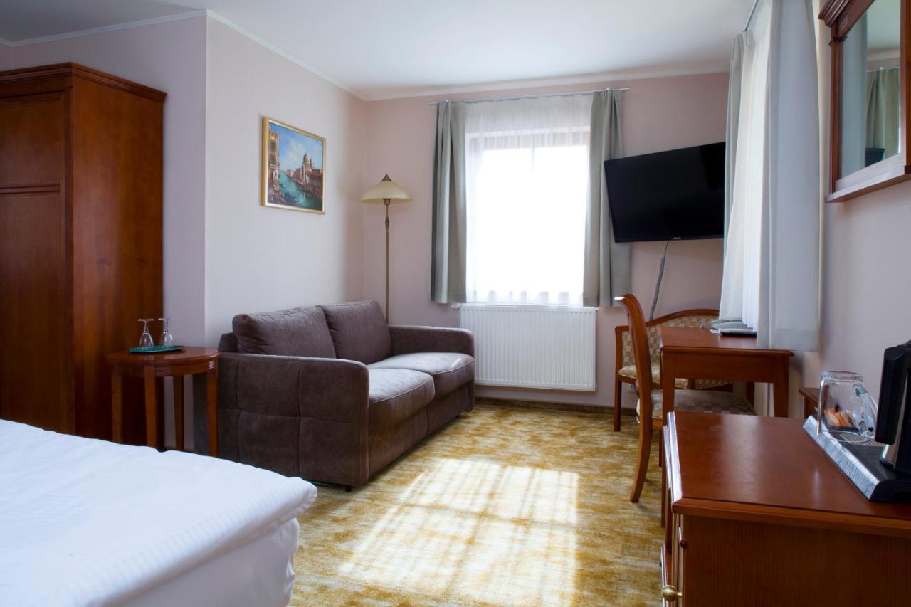 Wellness Hotel Ida Frantiskovy Lazne Exterior photo